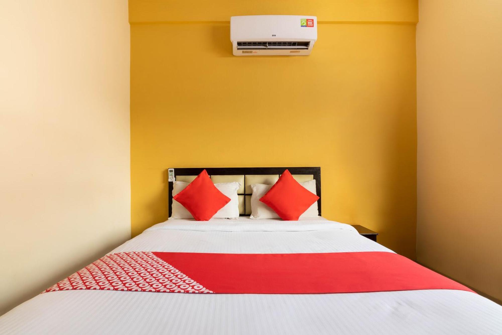 Oyo Hotel Royal Inn Near Nexus Mall Koramangala Bangalore Dış mekan fotoğraf
